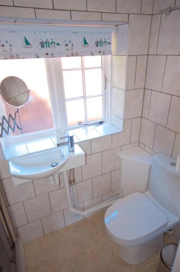 Wish Cottage Ratton Экстерьер фото