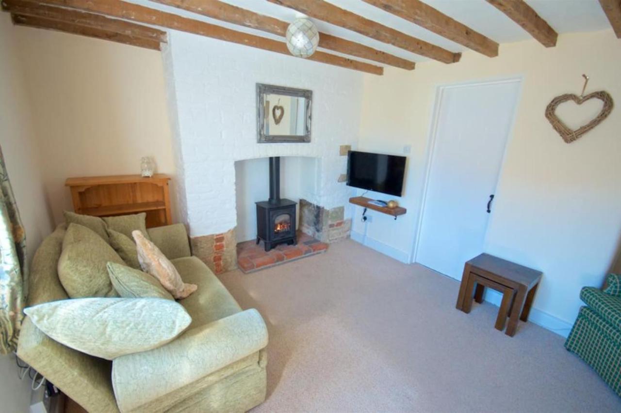 Wish Cottage Ratton Экстерьер фото